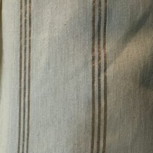 Tusor rayado 3m de ancho la linea es beige